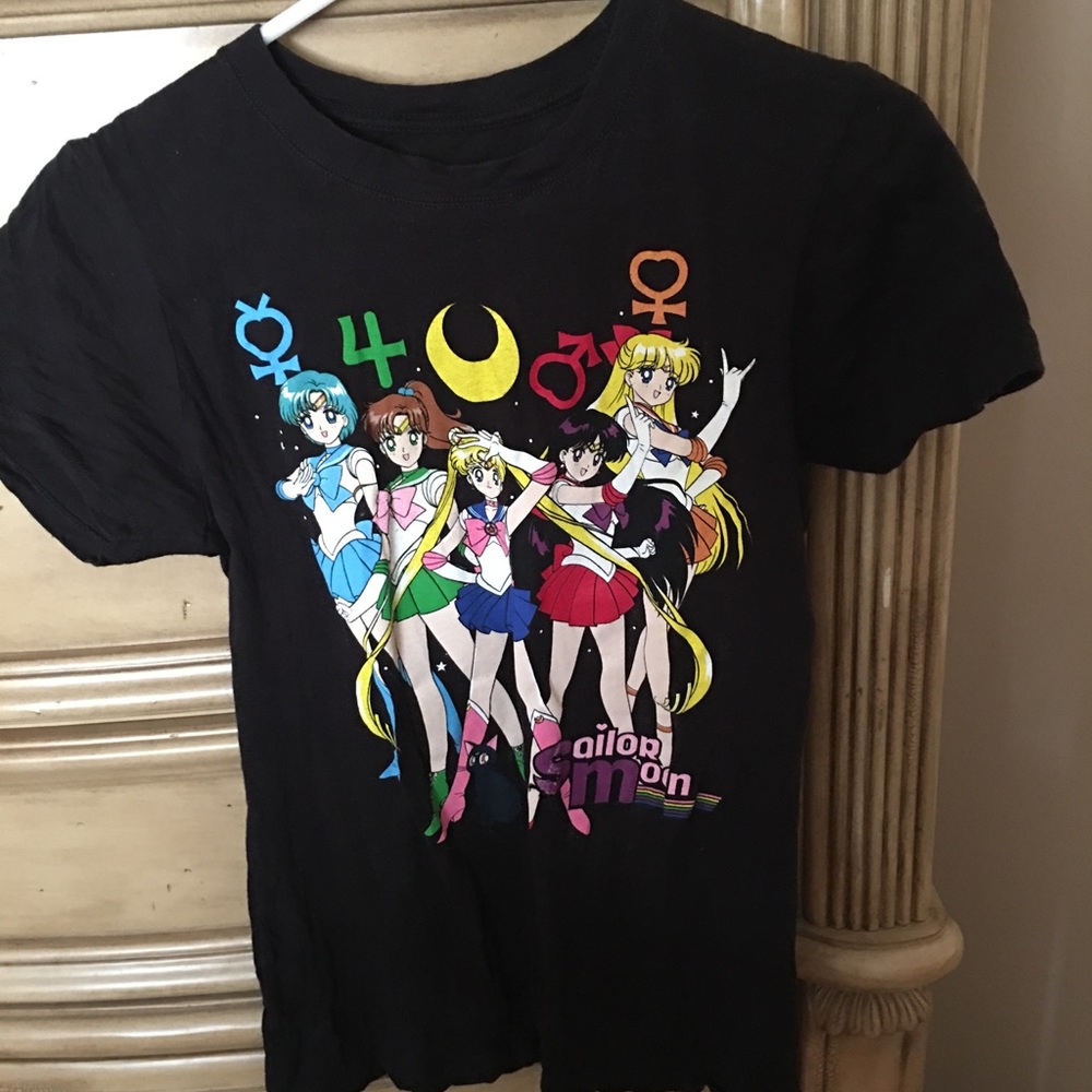 Sailor Moon Black Tee Medium LOWEST PRICE